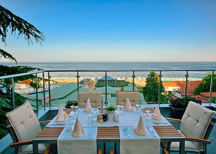 Ξενοδοχείο Luna 4*