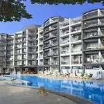 Хотел Luna 4*