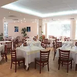 Luna 4* Златни пясъци