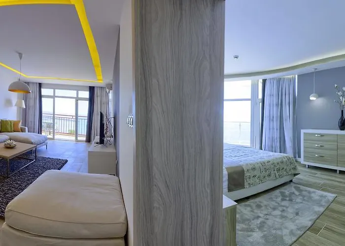 Luna - Hotel Golden Sands