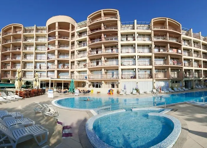 Luna - 4* Golden Sands