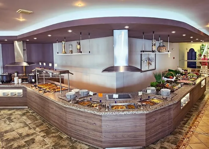 Luna - Hotel Golden Sands